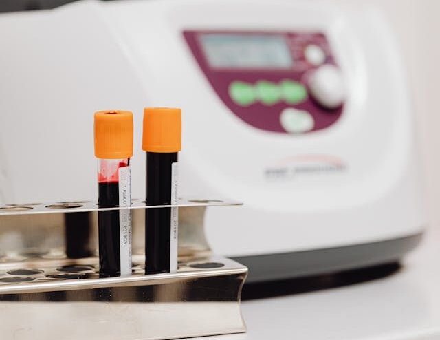 آزمایشگاه ژنتیک نرگس