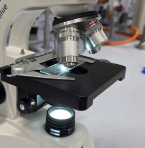 آزمایشگاه ژنتیک نرگس