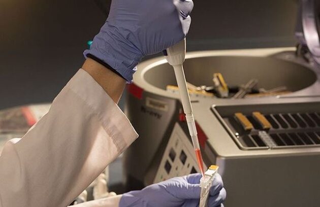 آزمایشگاه تخصصی نرگس